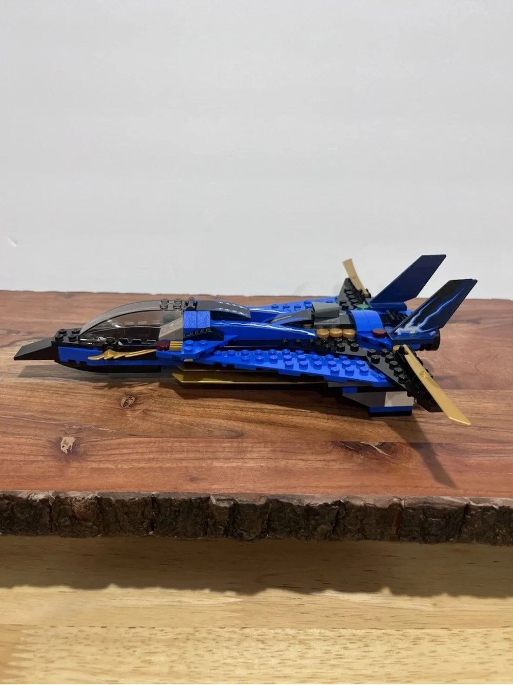 LEGO Ninjago Jay's Storm Fighter #9442 with Box Instruction Legos and Figurines